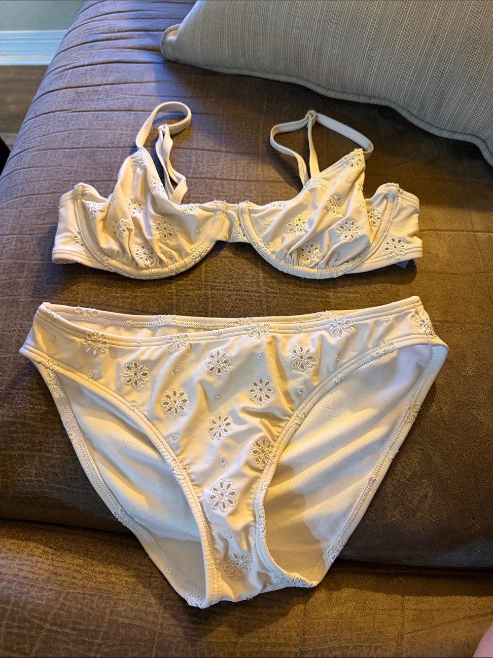 Women's White Embroidered Underwire Bikini Set - Brand